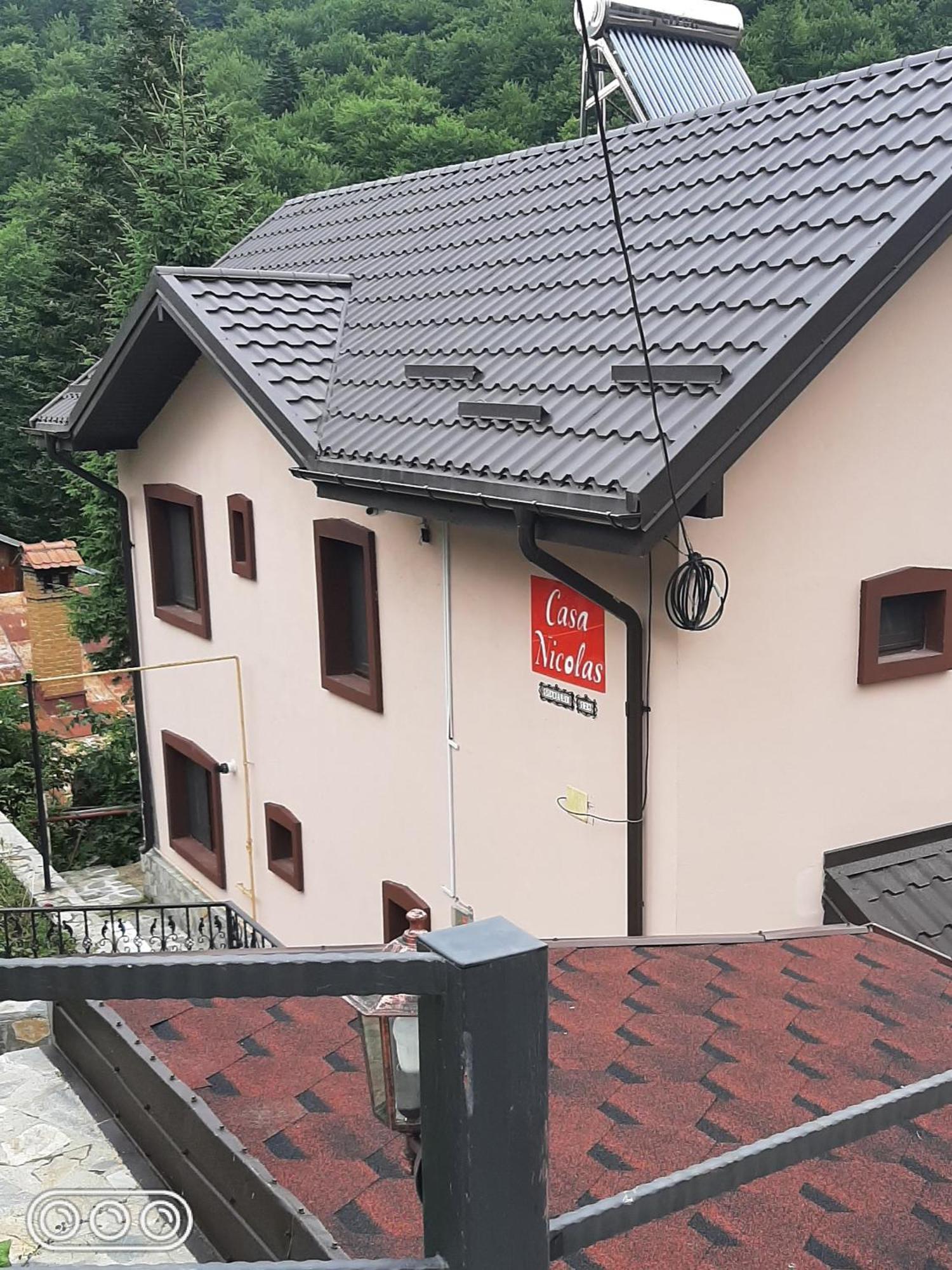 Casa Nicolas Buşteni Екстериор снимка